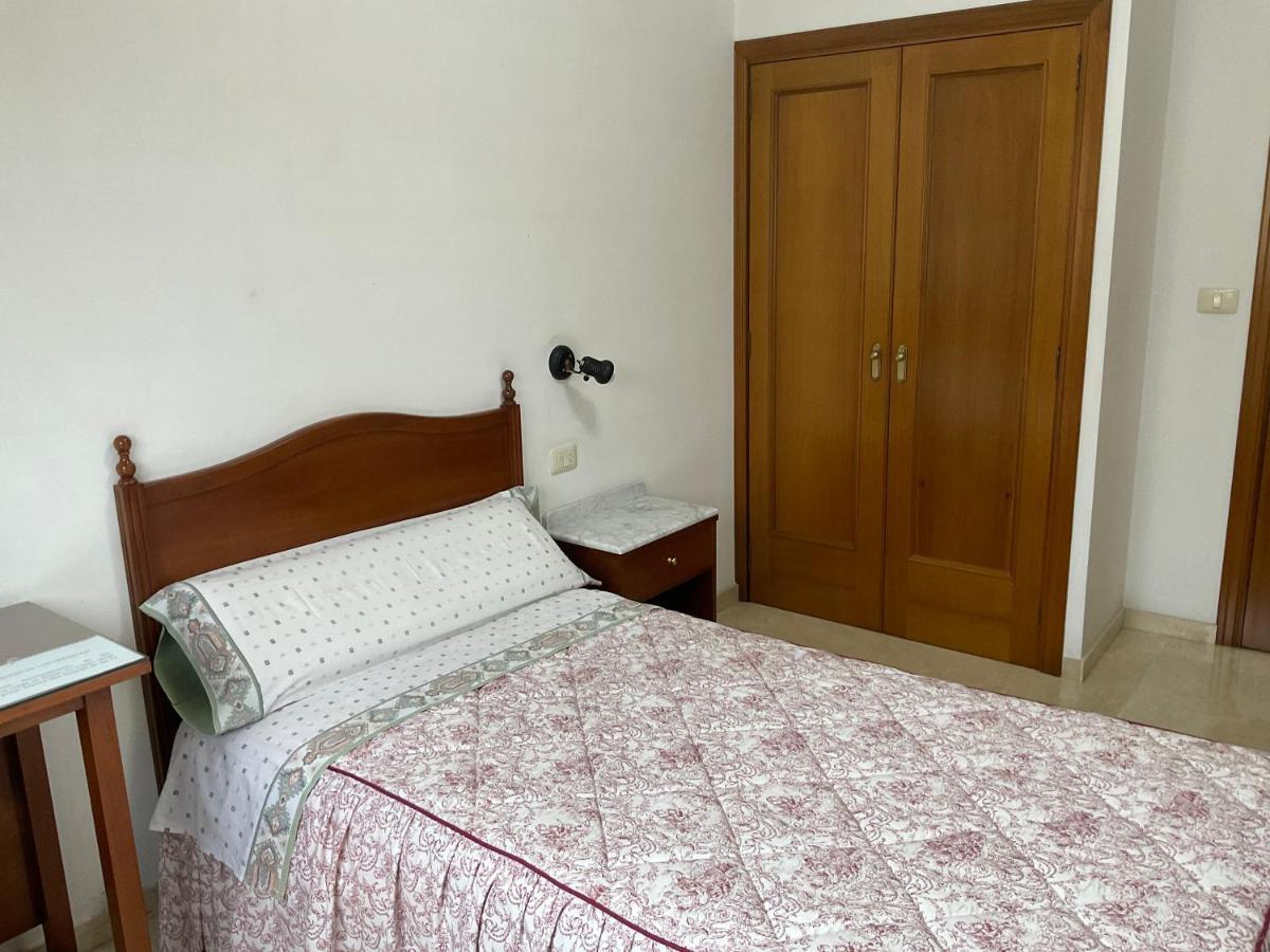 Residencia Universidad Ουρένσε Εξωτερικό φωτογραφία