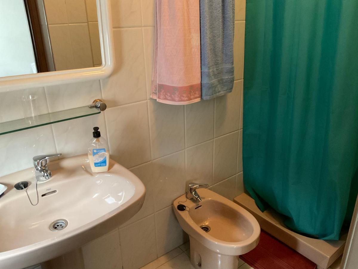 Residencia Universidad Ουρένσε Εξωτερικό φωτογραφία